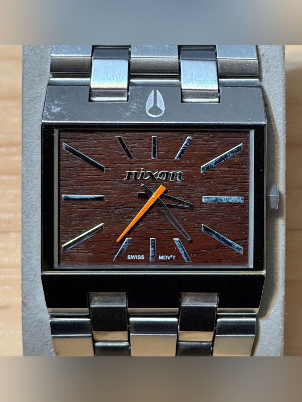 Nixon The Ticket "Golden" Wood Grain Dial Stainless Steel Mens Analog Watch RUNS